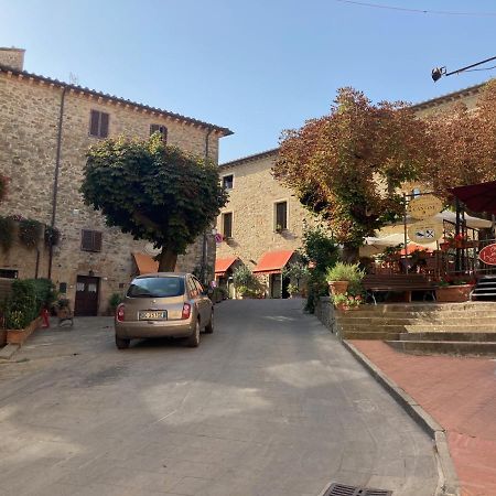 Great Studio Apartment In The Heart Of Chianni Kültér fotó